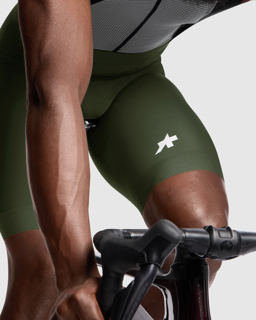 ASSOS〉MILLE GT Bib Shorts S11 ビブショーツ _Moss Green | ASSOS