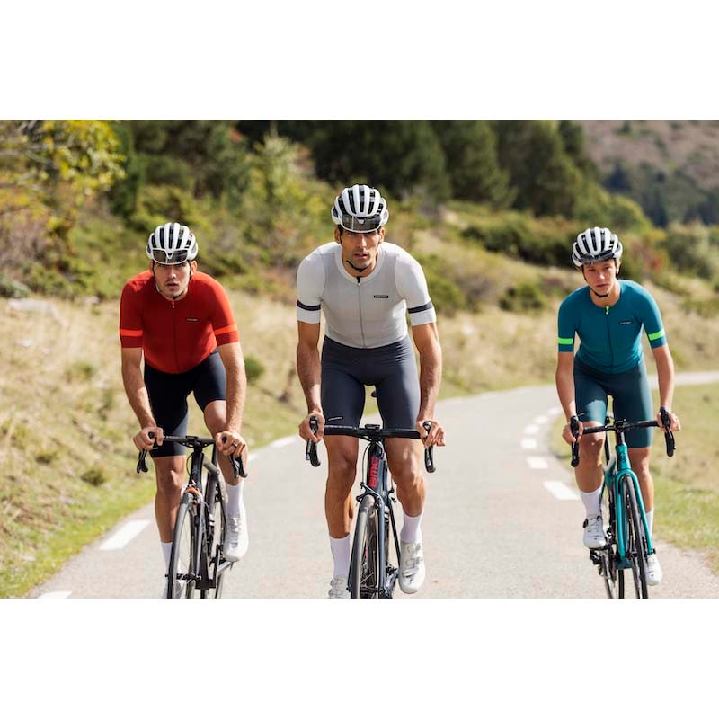 ETXEONDO〉レディース 半袖ジャージ MENDIA _Emerald | ETXEONDO