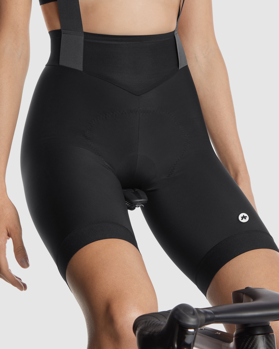 SALE〈ASSOS〉UMA GT ビブショーツ C2 _BlackSeries | ASSOS
