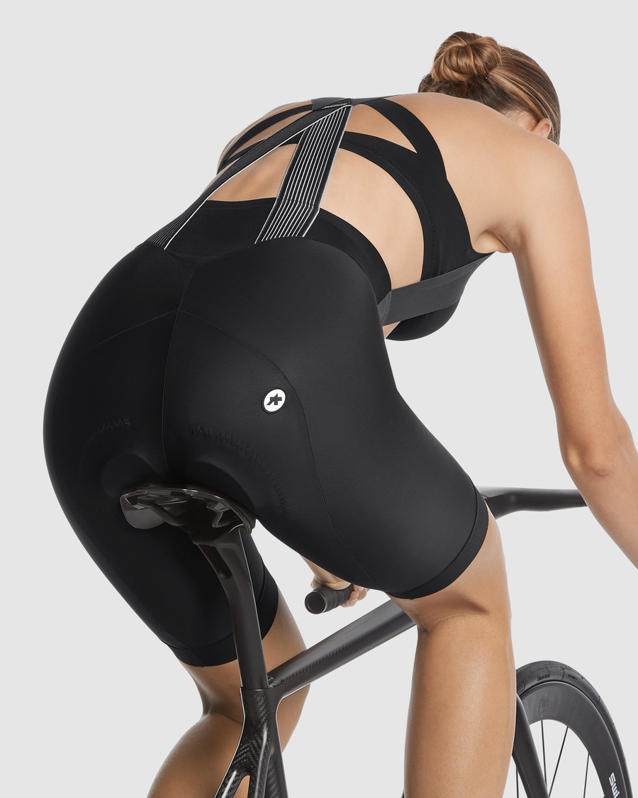 SALE〈ASSOS〉UMA GT ビブショーツ C2 _BlackSeries | ASSOS