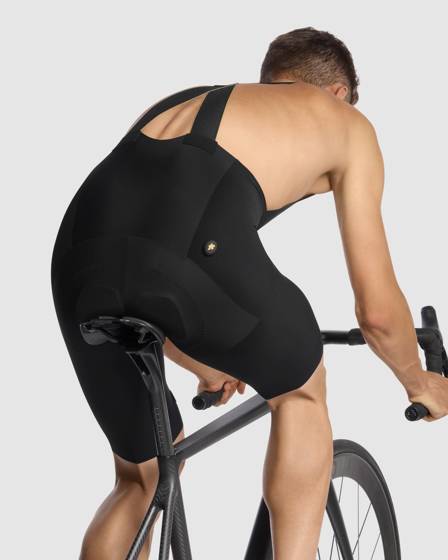 ASSOS〉EQUIPE RSR Bib Shorts S11 ビブショーツ _Black Series