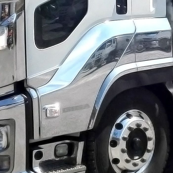 ブライツ(車) BRIGHTZ いすゞ 大型ファイブスターギガ メッキ