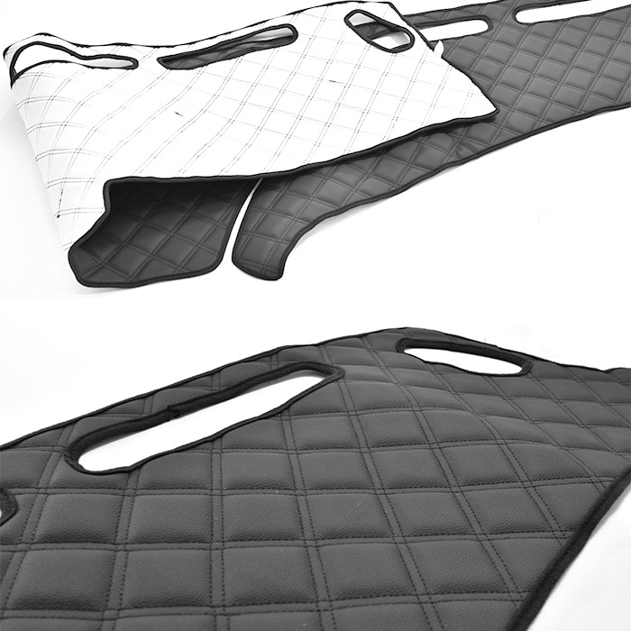 ⭐️ダイナ人形⭐️ デカングー　ダッシュボードマット　右ハンドル　ブラック ⭐️ダイナ人形⭐️ デカングー ダッシュボードマット 右ハンドル