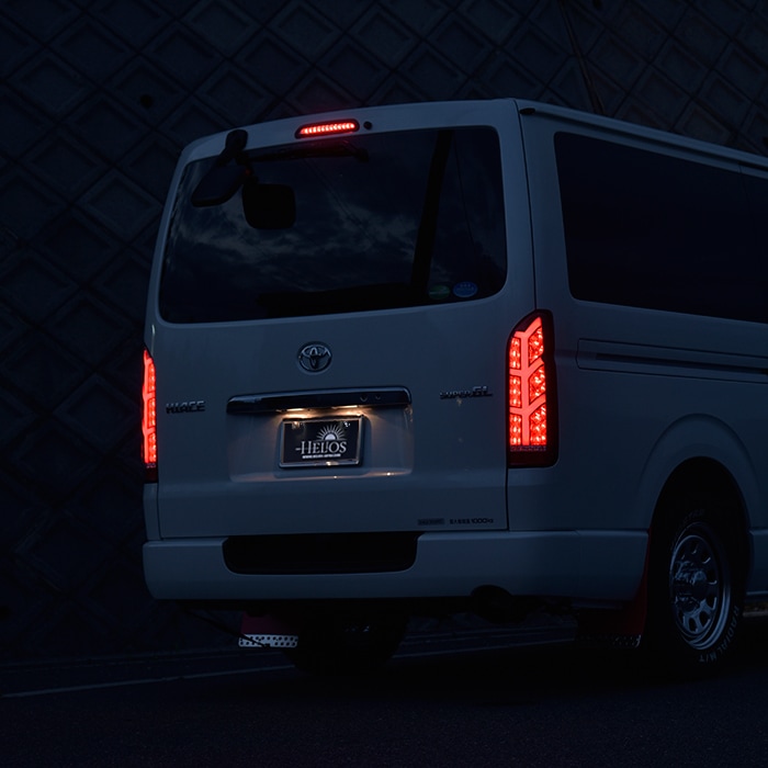 HELIOS 200系ハイエース テールランプ LEDユーロビーム 左右セット