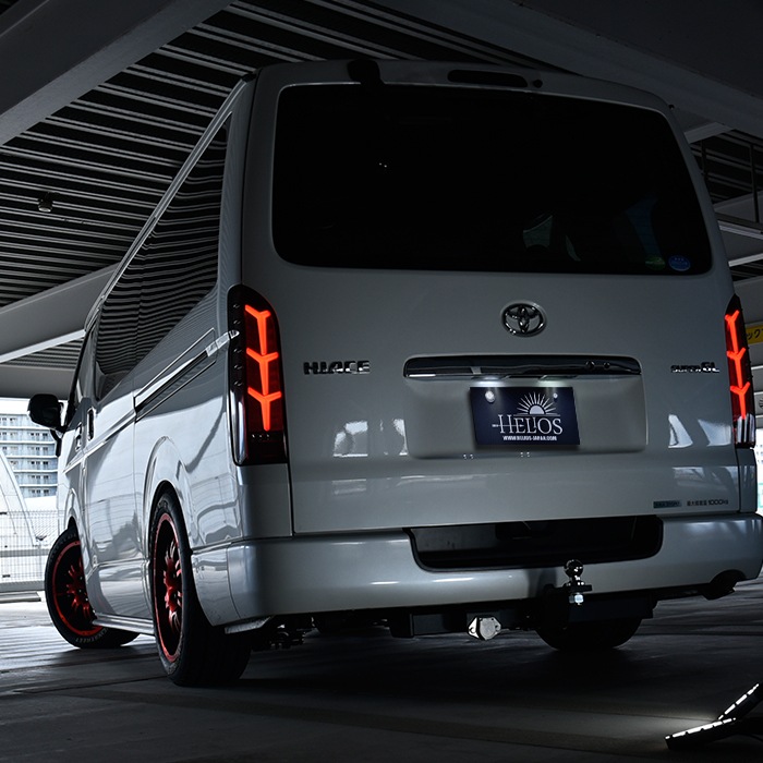 200系 ハイエース 3Dユーロビーム テールランプ 左右セット クリア