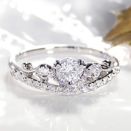 pt950 ティアラ ダイヤモンド リング【0.50ct】