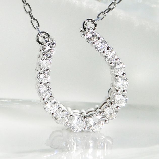 K18WG 【1.0ct】ダイヤモンド リバーシブルペンダント【馬蹄】csn00068