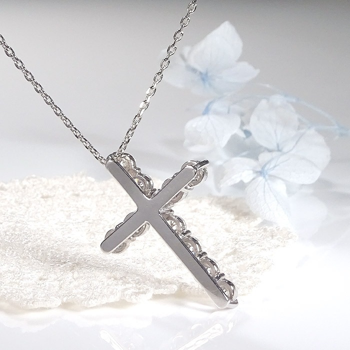 Pt900【2.0ct】ダイヤモンド クロスモチーフ ペンダント