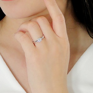 pt950 一粒 ダイヤモンド リング【H-SI-Good】【0.5ct】