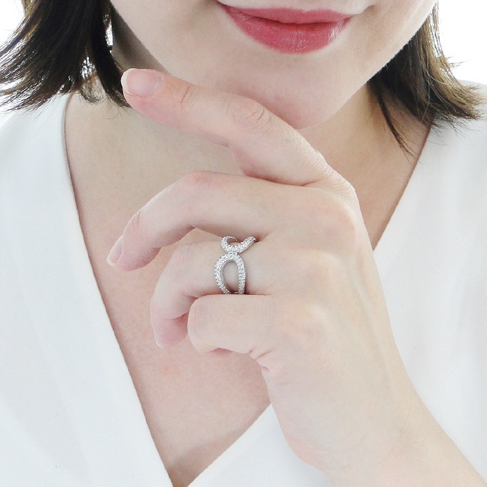 Pt950/K18YG ダイヤモンド リング【0.7ct】