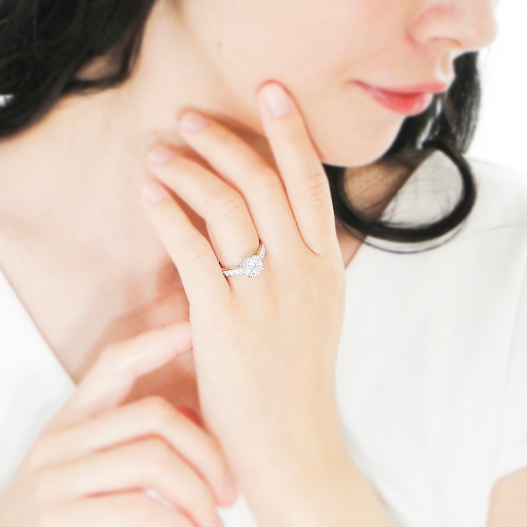pt950 中石 大粒1.5カラット！豪華 ダイヤモンド リング【1.90ct】【鑑定書付】　csr0301-pt