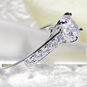 ☆専用☆天然ダイヤモンドリング大粒2.025ct合計3.045ct pt950 ☆専用☆天然ダイヤモンドリング大粒2.025ct合計3.045ct pt950
