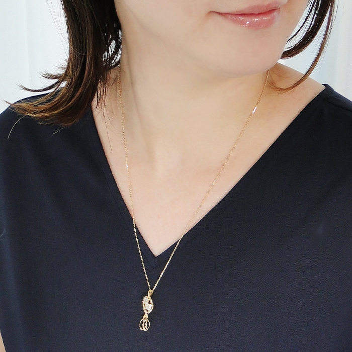 102,000円■K18YG♥Y字ロングネックレス ラリエット ラリエット ロングネックレス Y字 上品 レディース シルバー