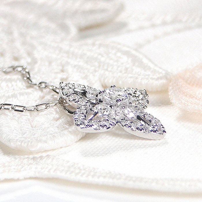 Pt950【0.43ct】フラワーデザイン ダイヤモンド ネックレス