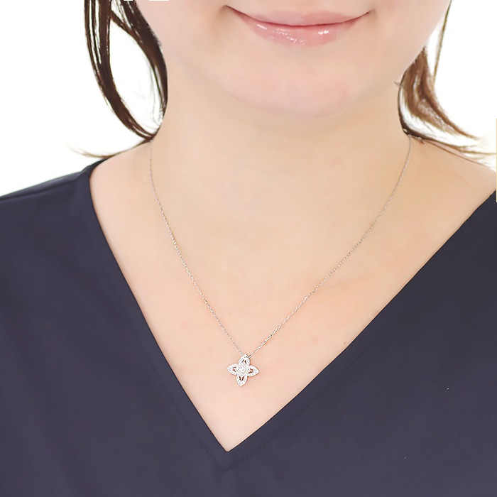 Pt950【0.43ct】フラワーデザイン ダイヤモンド ネックレス