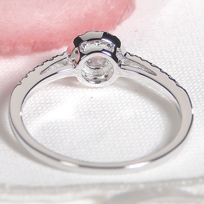 Pt950 ダイヤモンド リング【0.31ct】