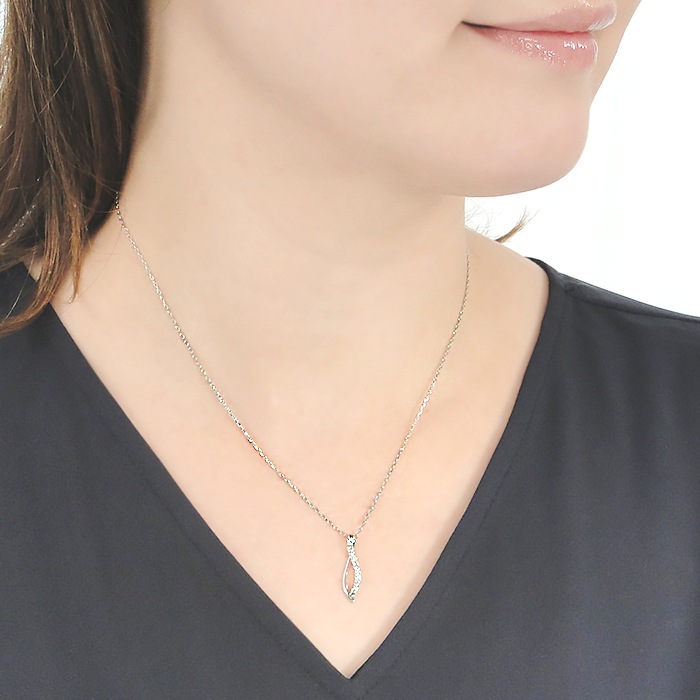 Pt900/K18YG【0.22ct】リボン ネックレス ダイヤモンド