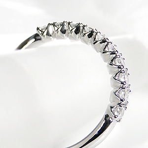 ハートアンドキューピッド！　天然ダイヤモンド　0.5ctハーフエタニティリング ハートアンドキューピッドダイヤモンド0.5ct ハーフエタニティ
