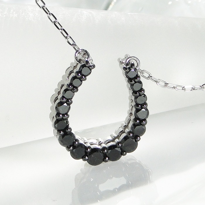 K18WG 【1.0ct】ダイヤモンド リバーシブルペンダント【馬蹄】csn00068