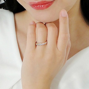 希少♡ピンクダイヤモンド♡クラウンハーフエタニティーリング♡K18PG♡7号 ローズカットピンクサファイア ダイヤモンドハーフエタニティ