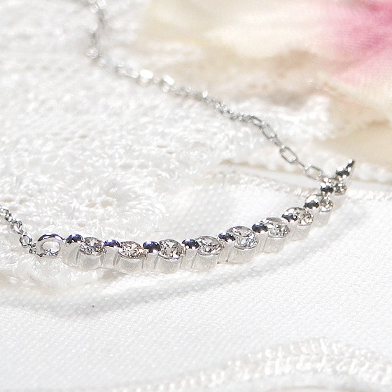 Pt950/K18YG ダイヤモンドラインネックレス 0.2ct ジュエリーギフト 甲州ワイン