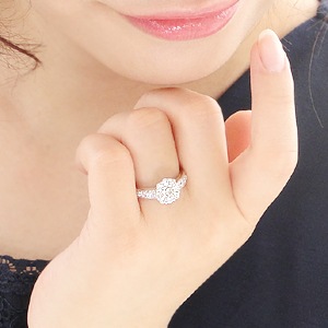 Pt900 フラワーダイヤモンドリング 1.0ct