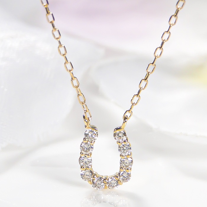 Pt900/K18YG 0.10ct ダイヤモンド 馬蹄 ネックレス【0.10ct 】