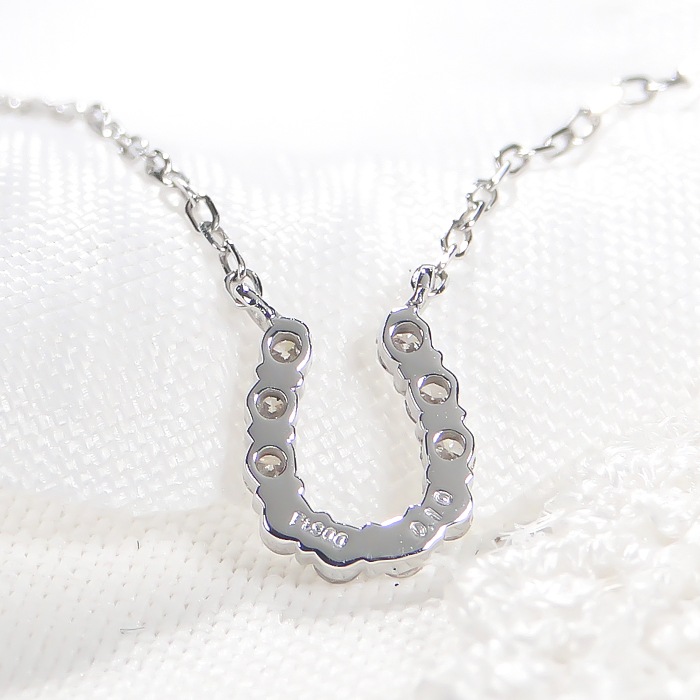 Pt900/K18YG 0.10ct ダイヤモンド 馬蹄 ネックレス【0.10ct 】