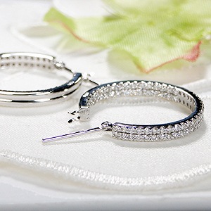 K18WG 【1.0ct】ダイヤモンドエタニティフープピアス【20mm】