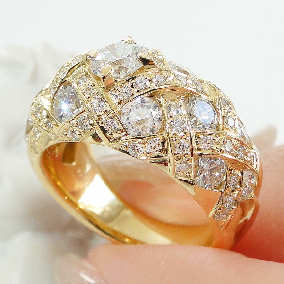 K18YG ゴージャスダイヤモンド リング 【2.90ct】中央宝石研究所ソーティング付