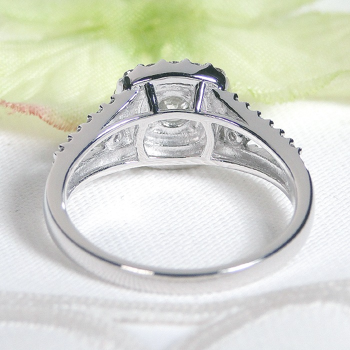 Pt950/K18YG ダイヤモンド 取り巻きデザイン リング【0.74ct】CSR0422