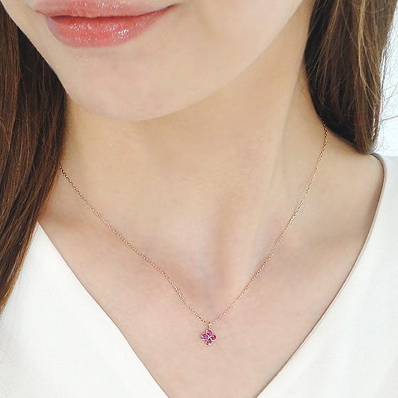 K10 18PG クローバー ネックレス　ルビー&ダイヤモンド