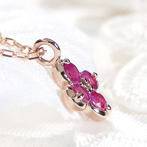 K10 18PG クローバー ネックレス　ルビー&ダイヤモンド