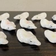 ニセゴイシウツボ箸置き | サンシャイン水族館 online shop