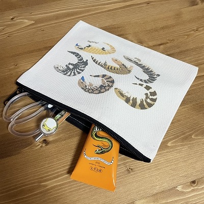アオジタトカゲポーチ | サンシャイン水族館 online shop