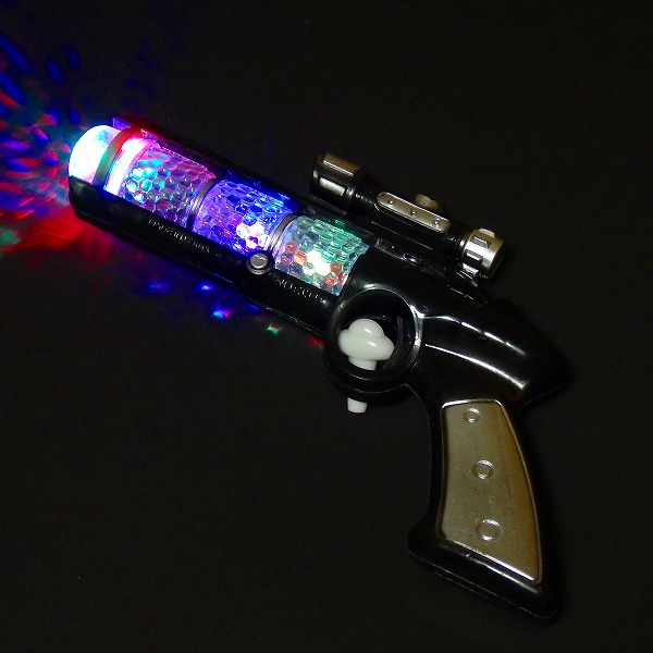 製おもちゃの銃 2丁セット – ライト ＆ サウンド – 動作確認済み レア！ Amazon.co.jp: バトルシューティングレーザーガン2 赤外線