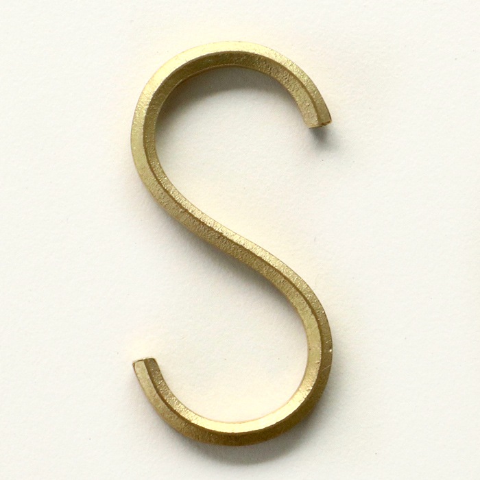 FUTAGAMI<br />真鍮の生活用品<br />S字フック（２個入）