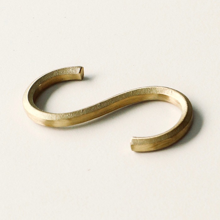 FUTAGAMI<br />真鍮の生活用品<br />S字フック（２個入）