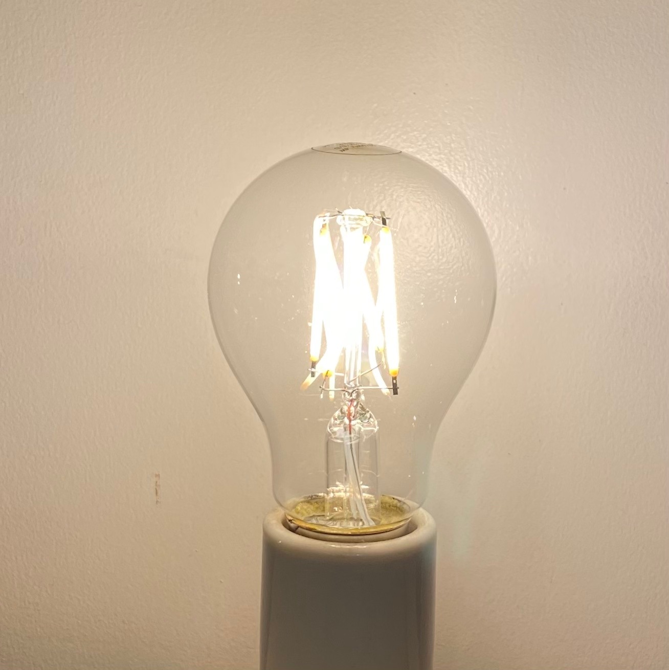 LED電球  デコフィラメントバルブ電球   3W赤系電球色  口金E26