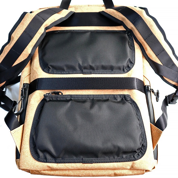 MAKOO リサイクルレザーのバックパック