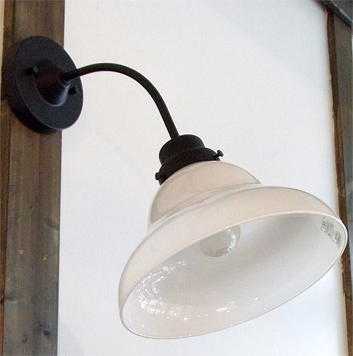 後藤照明 電柱型ブラケットベルリヤ(屋内用)付属球なし