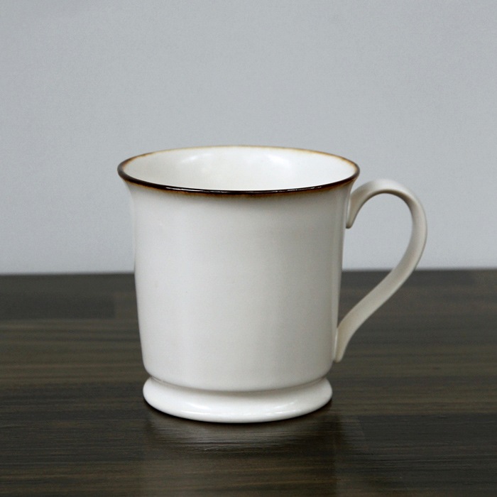 有田焼JICON磁今マグカップ小　渕錆大治将典デザインφ81h81（ 持ち手を入れた幅106）150ml