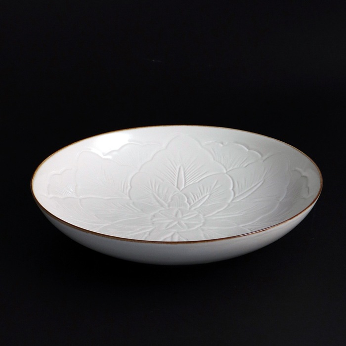 有田焼　JICON　磁今　花彫浅鉢　大　渕錆大治将典デザインφ230xh51