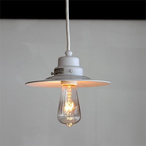 後藤照明　グラナダ　アルミP１白塗装ペンダント　アンティークランプ球60W付属