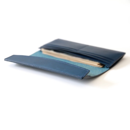 m+エムピウFERMA WALLET-longブルー