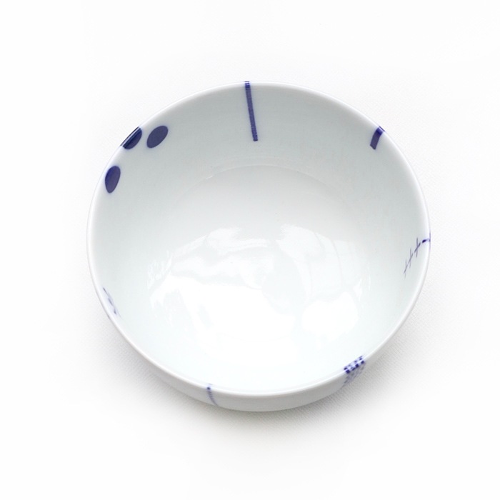 東屋のご飯茶碗<br />花茶碗 ハナカザリ 小<br />製造 白岳窯 長崎県波佐見町