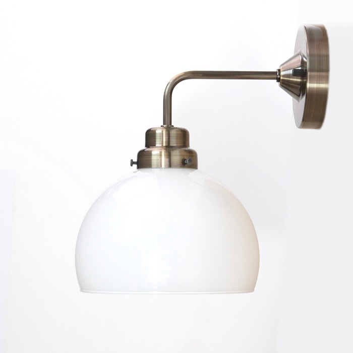 後藤照明<br>鉄鉢ブラケットブロンズ(付属球無し)<br />屋内用