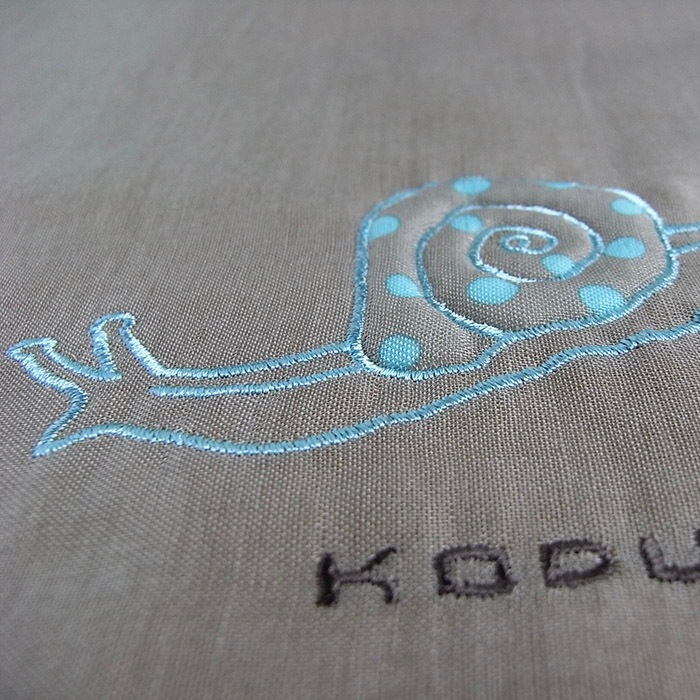 ひびのこづ　 動物ハンカチ　かたつむり