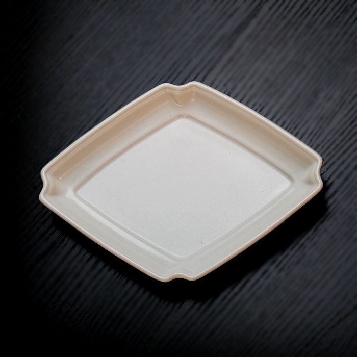 有田焼　JICON　磁今<br />　隅入り菱形皿<br />大治将典デザイン214×154×h24