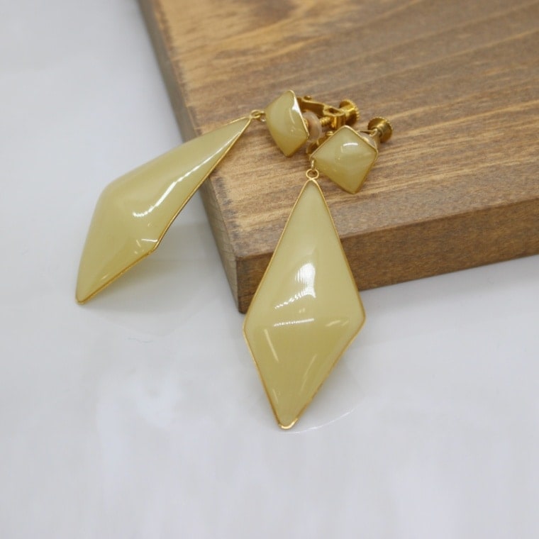 [1個]The Rule　STUDS big earring　ベージュ  